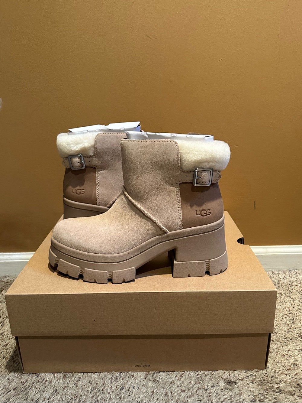UGG Women's Sand Brooklyn Platform Ankle Boots